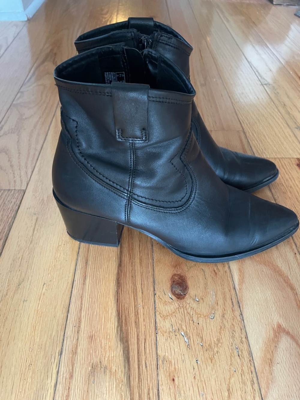Clark’s Women’s Black Leather Ankle Boots